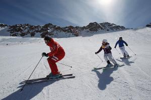scuola di sci area sciistica Merano 2000