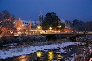 Contemplative pre-Christmas period in Meran